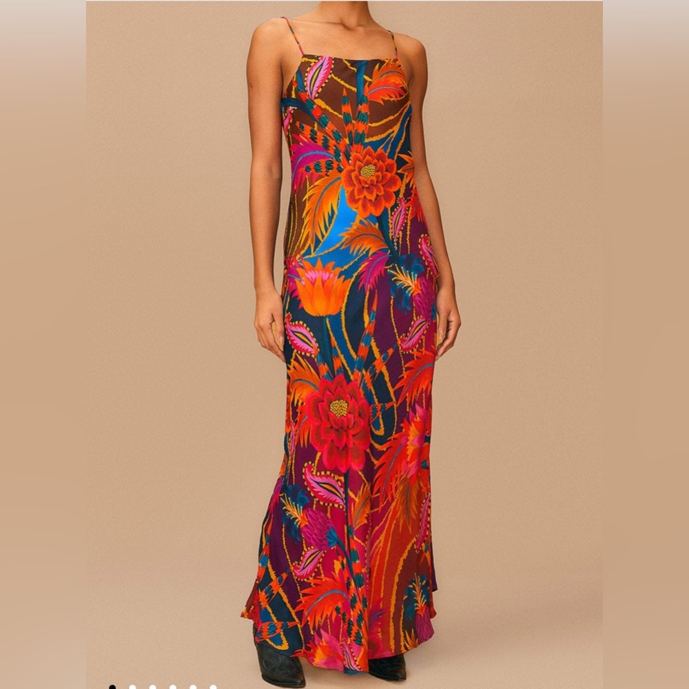 Farm Rio slip dress Vintage wave